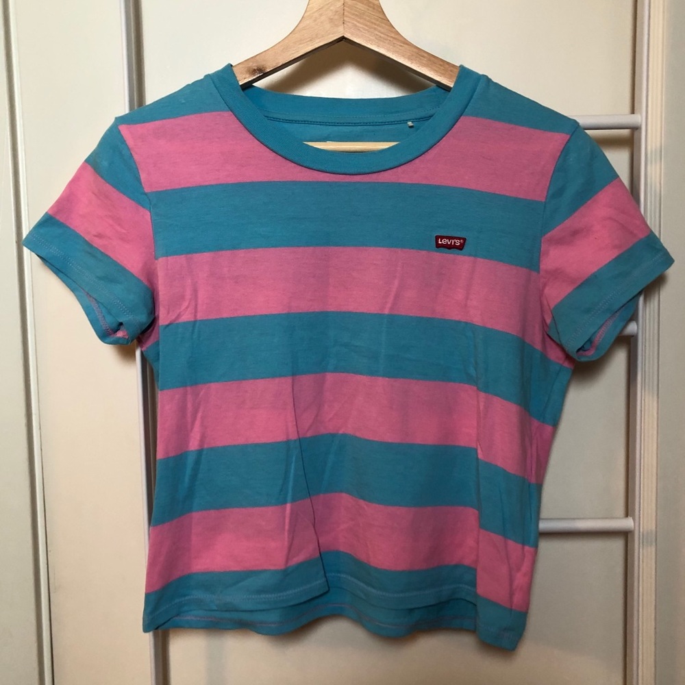 Levi's pink & blue striped crop tee